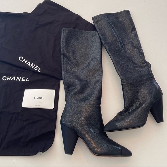CHANEL Tall Black Metallic Pebbled Boots CC Cap Toe 37.5 - Picture 4 of 12